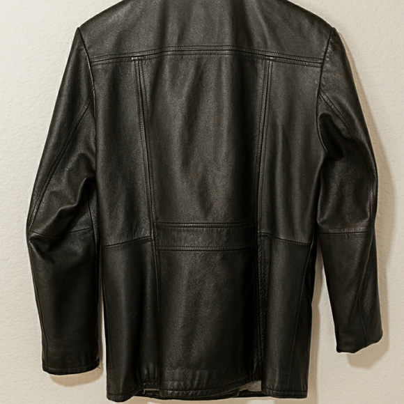 Wilson's Leather Jacket - Picture 2 of 2